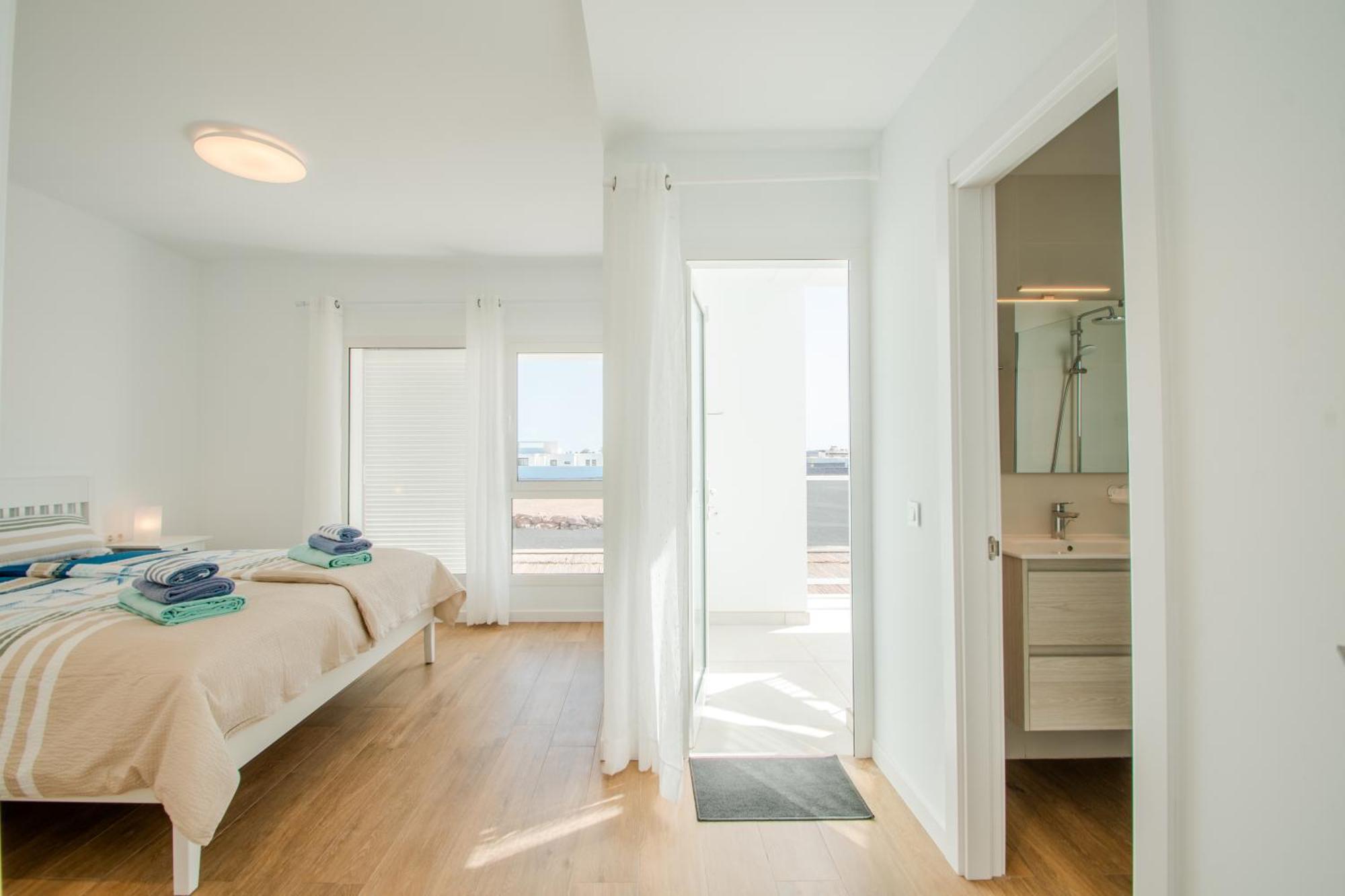 Serena 38 - Heated Pool, Sea Views, Ac, High Speed Internet Villa *