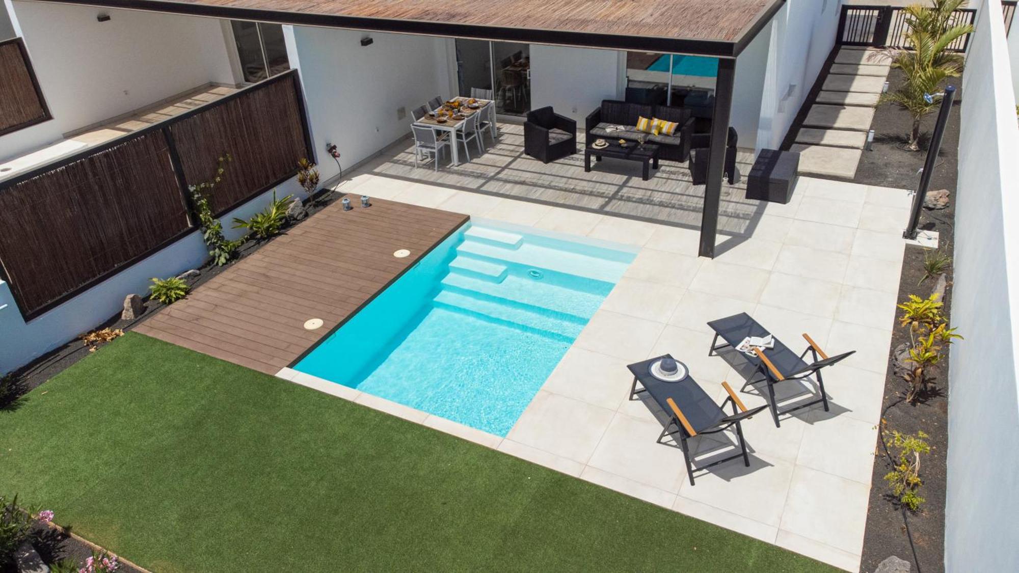 Serena 38 - Heated Pool, Sea Views, Ac, High Speed Internet Villa Playa Blanca (Lanzarote)