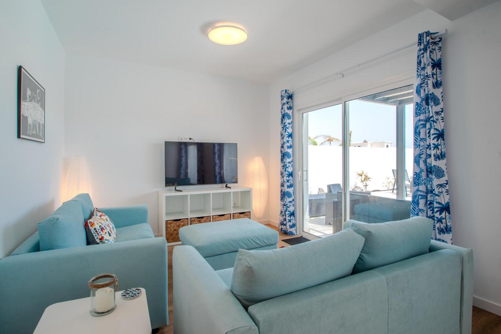 Serena 38 - Heated Pool, Sea Views, Ac, High Speed Internet Villa