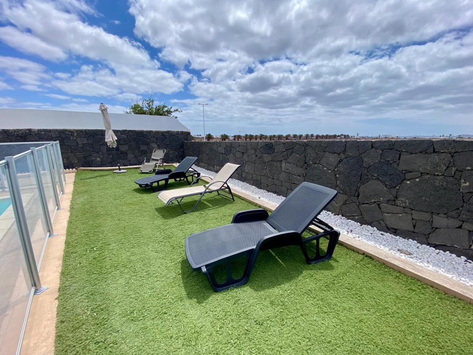 Abuelo Paco - Private Heated Pool * Playa Blanca (Lanzarote)