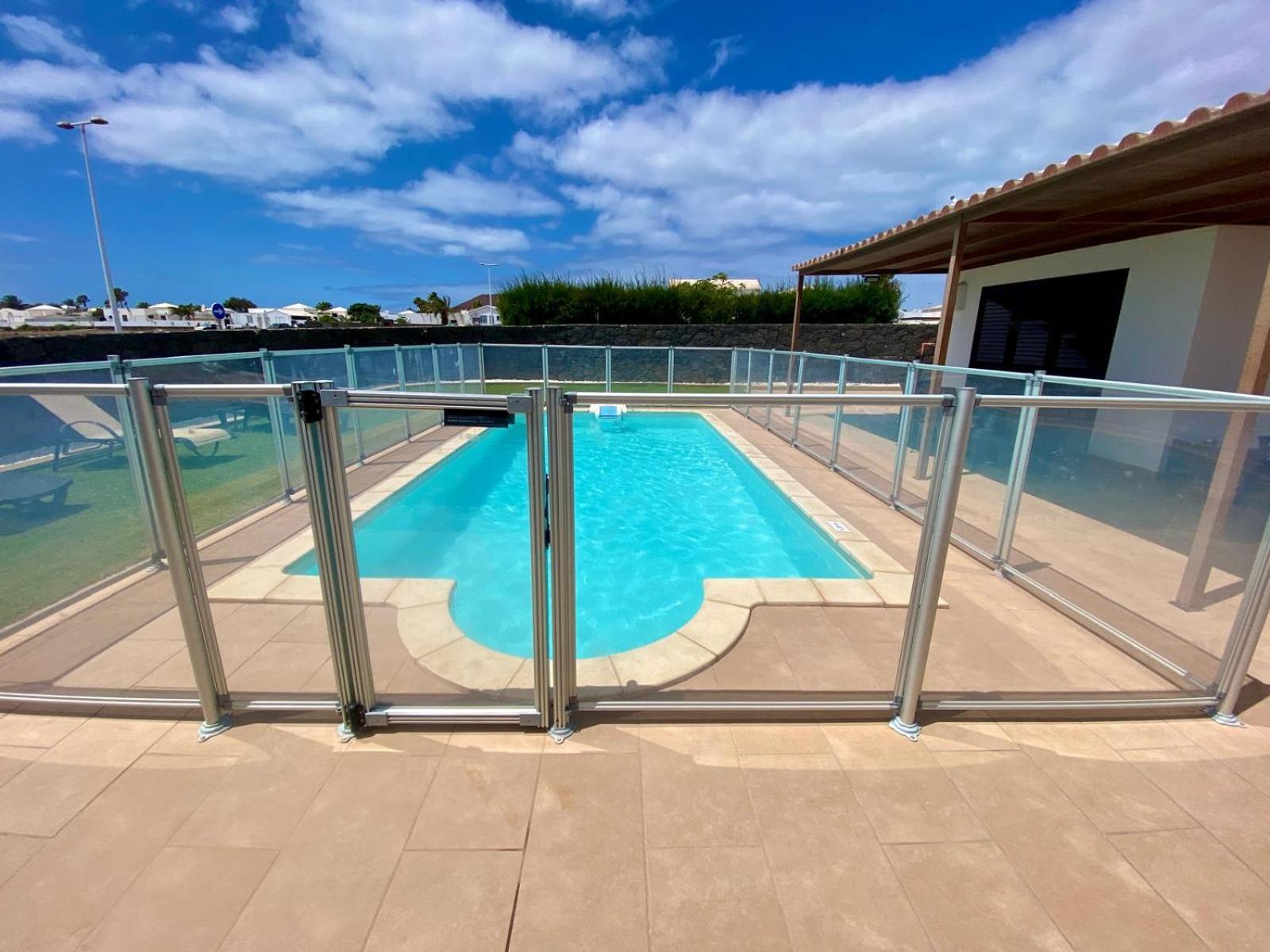 Abuelo Paco - Private Heated Pool Villa *
