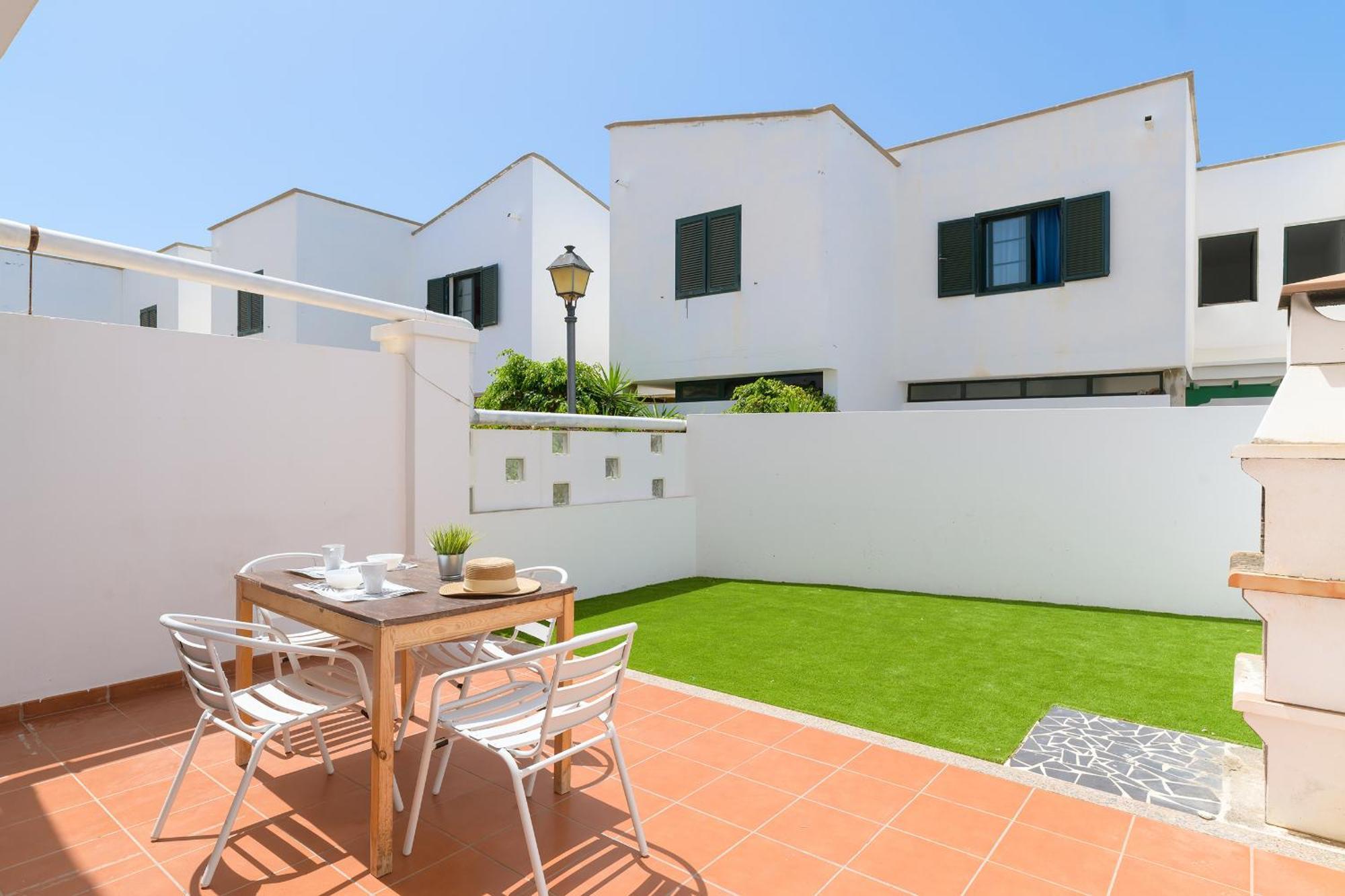 Montserrat De Holiday home