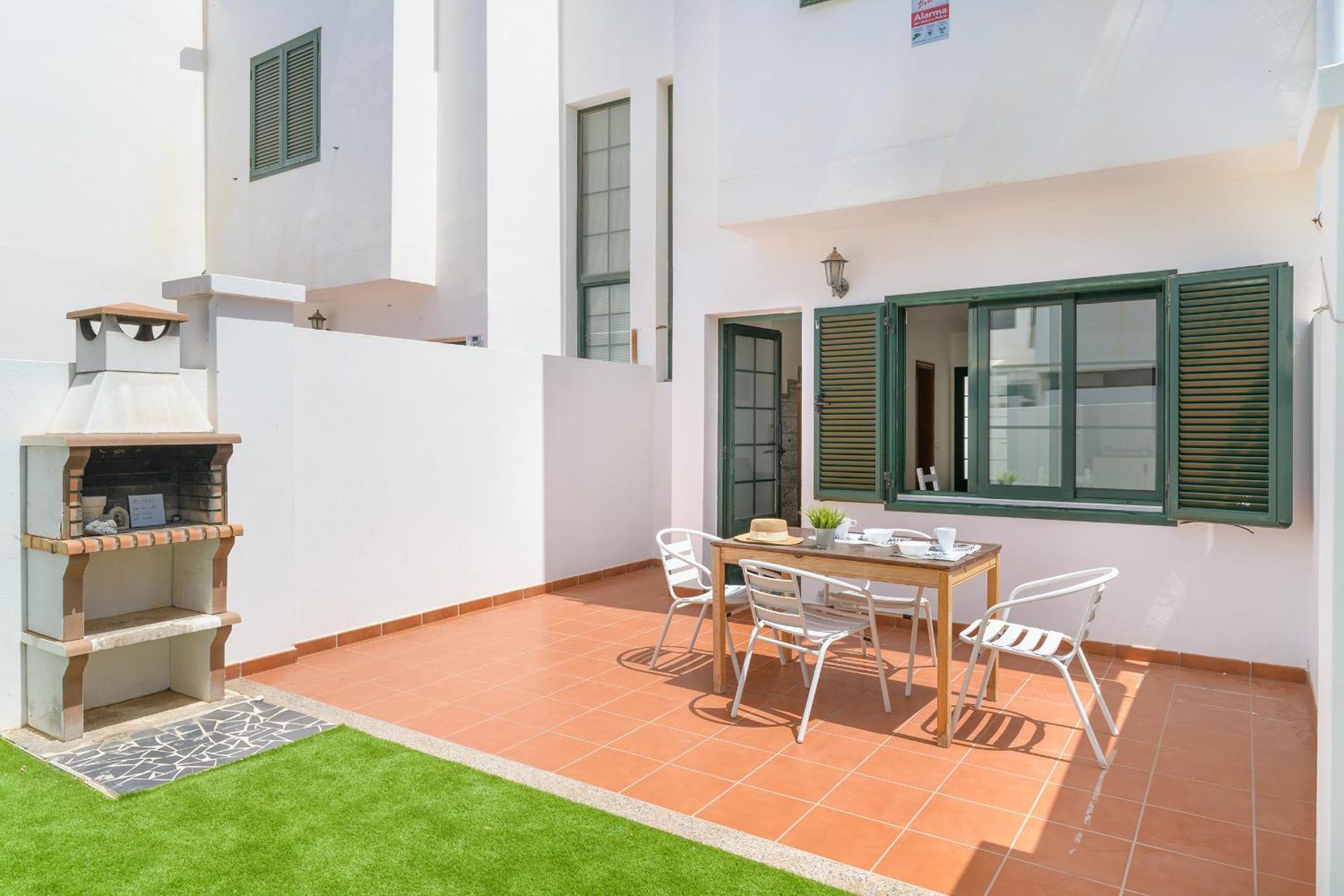 Holiday home Montserrat De