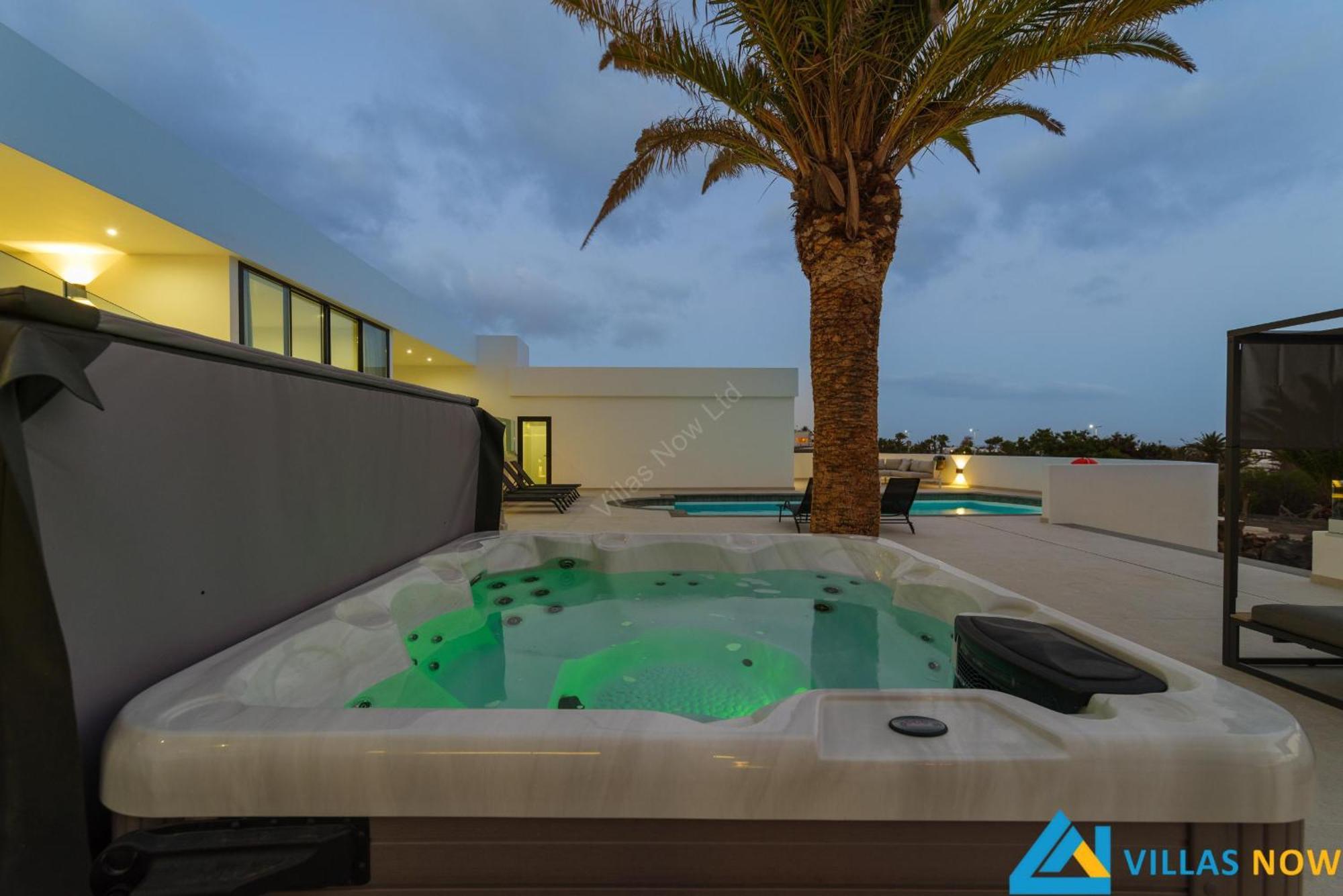 236 - Casa Yasmine By Now Ltd Villa Playa Blanca (Lanzarote)
