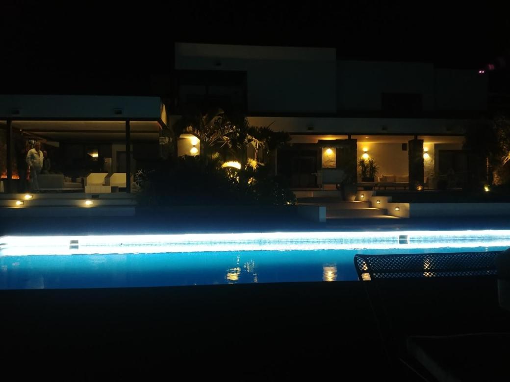 Hc Luxury Celavella Villa