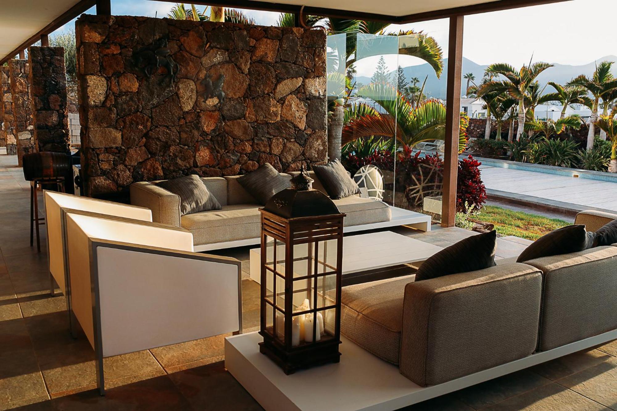 Hc Luxury Celavella *