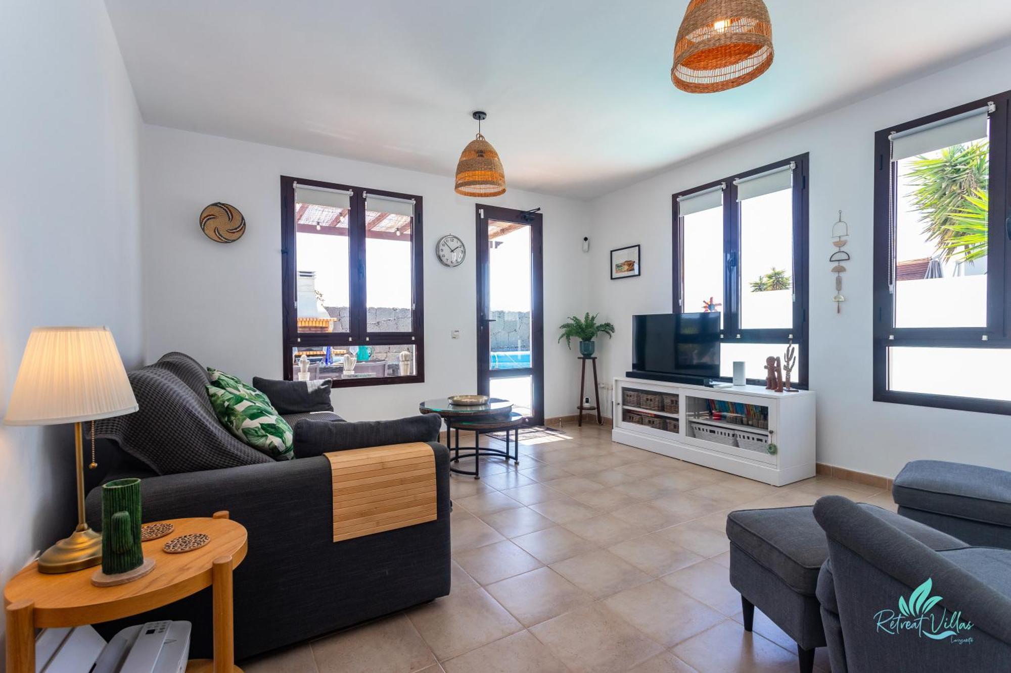 Oliral Villa