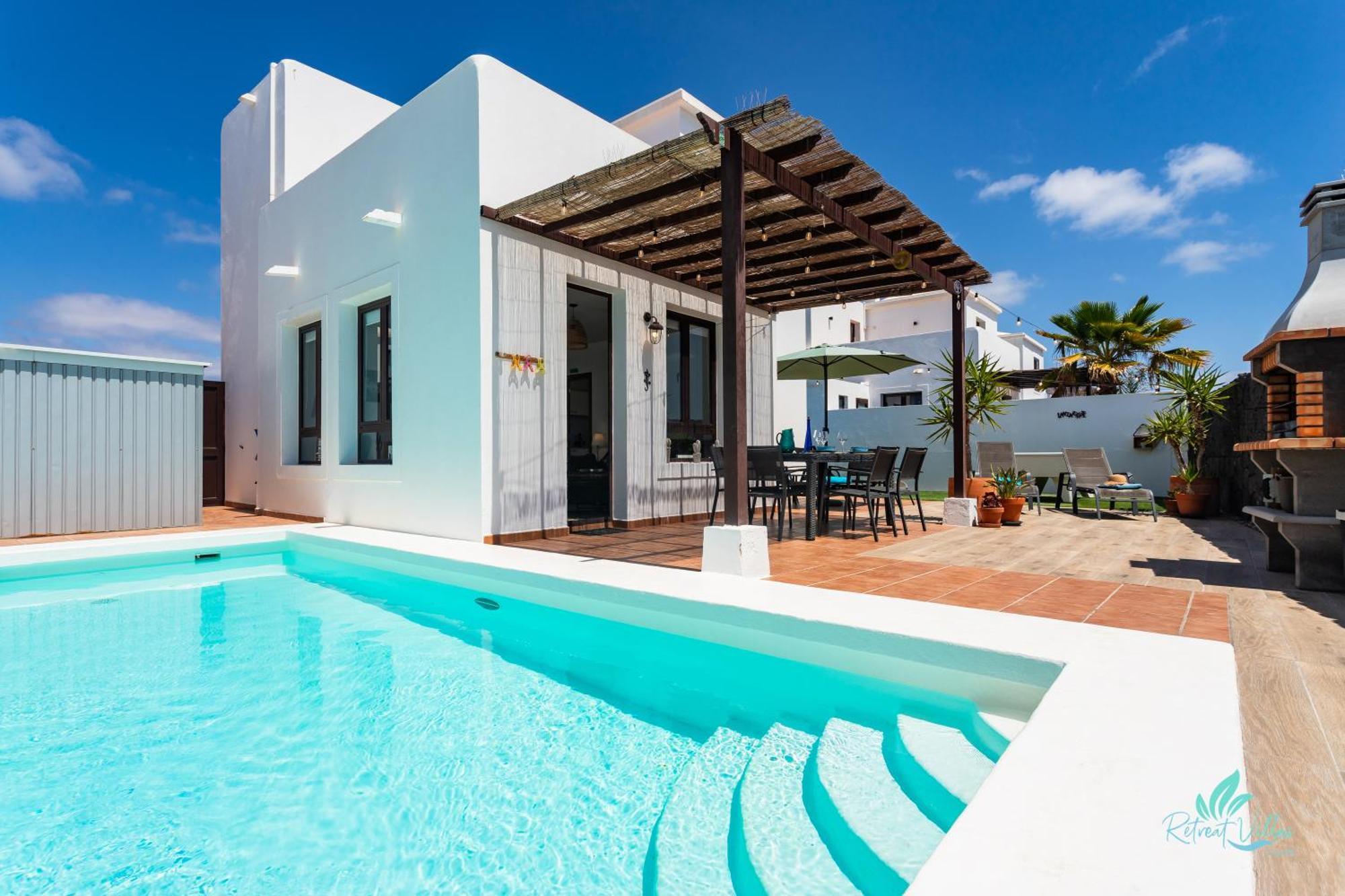 Oliral Villa
