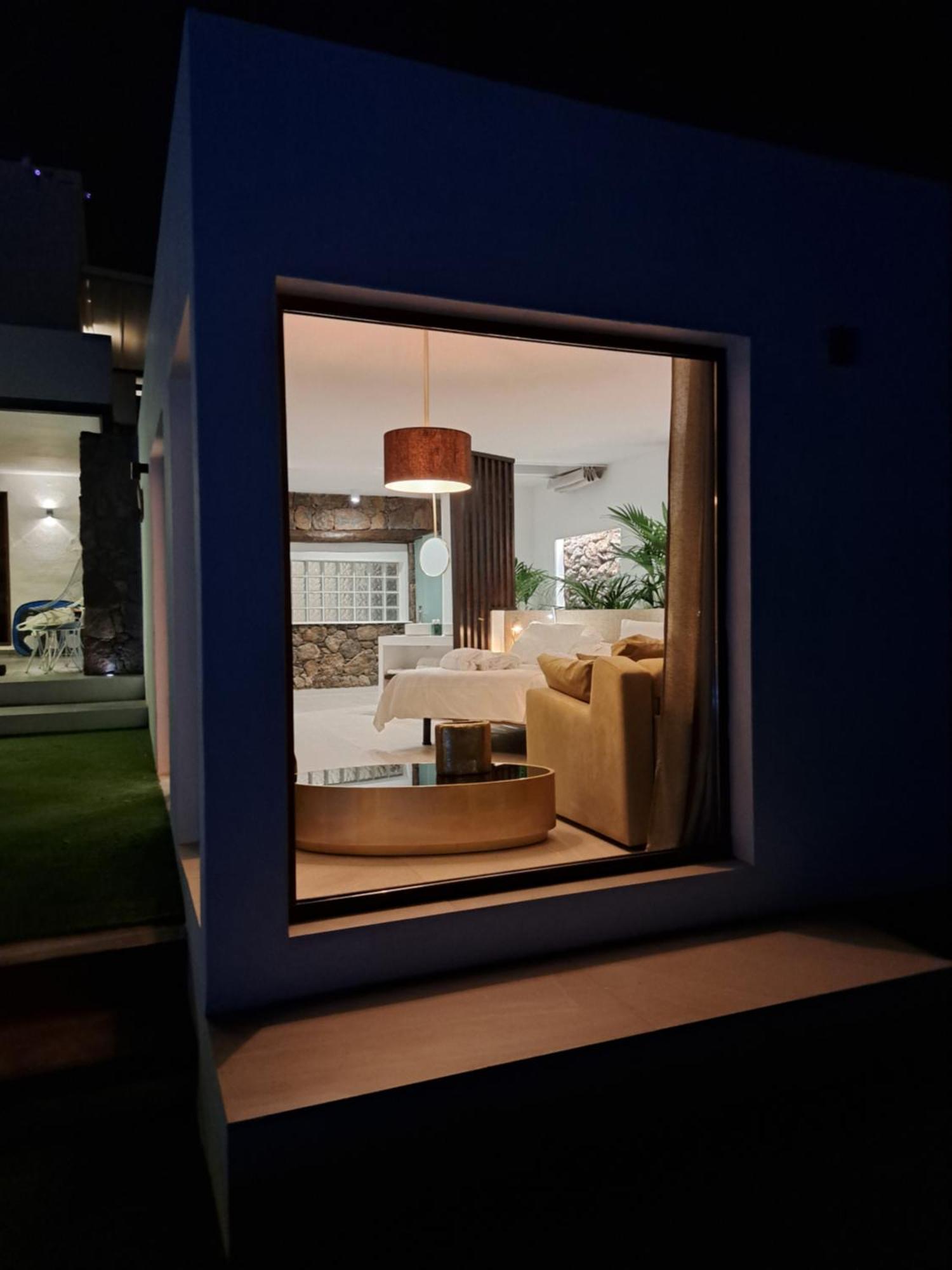 Hc Luxury Celavella