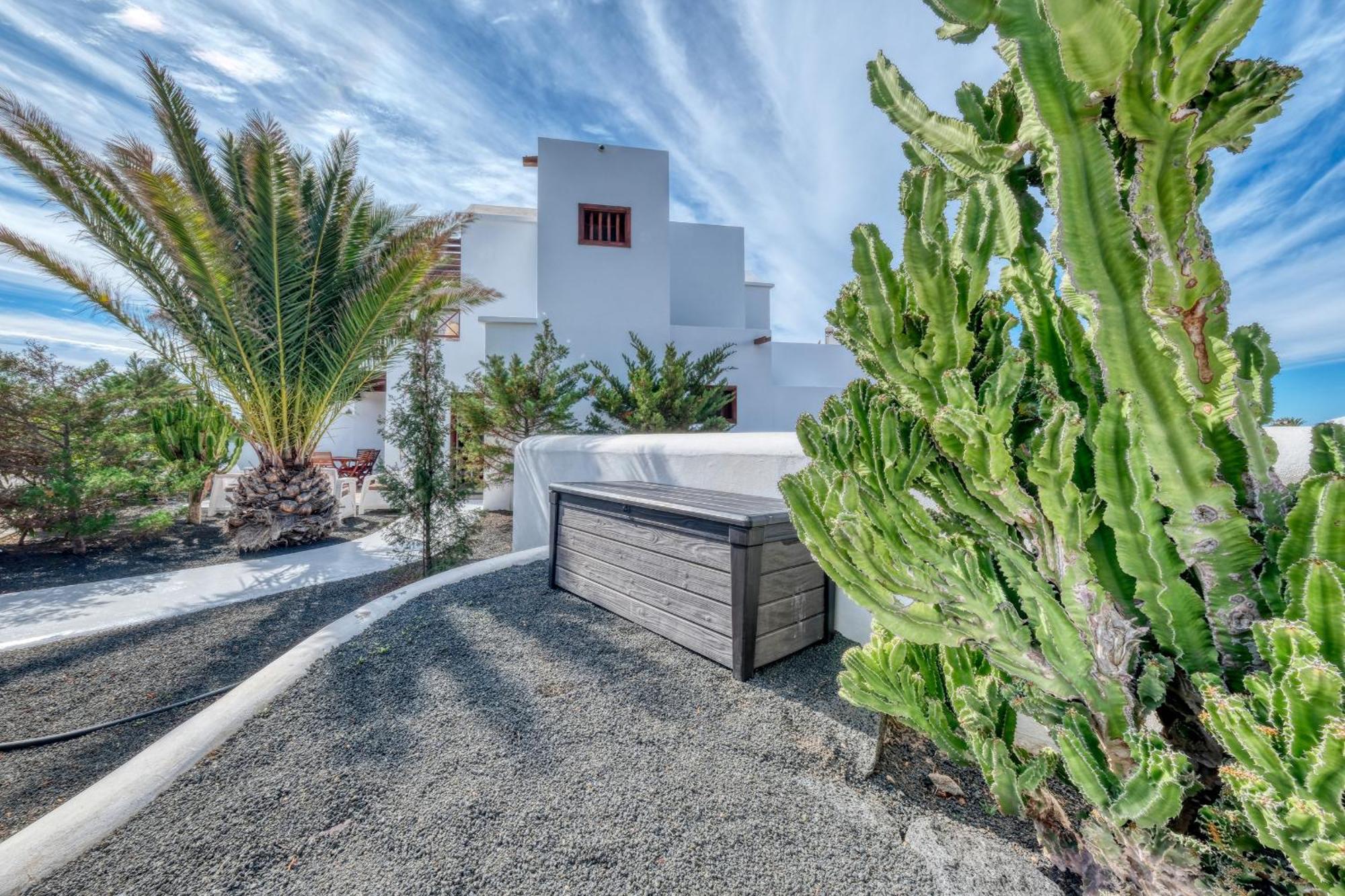 Casa Albi-shared Pool Holiday home Playa Blanca (Lanzarote)