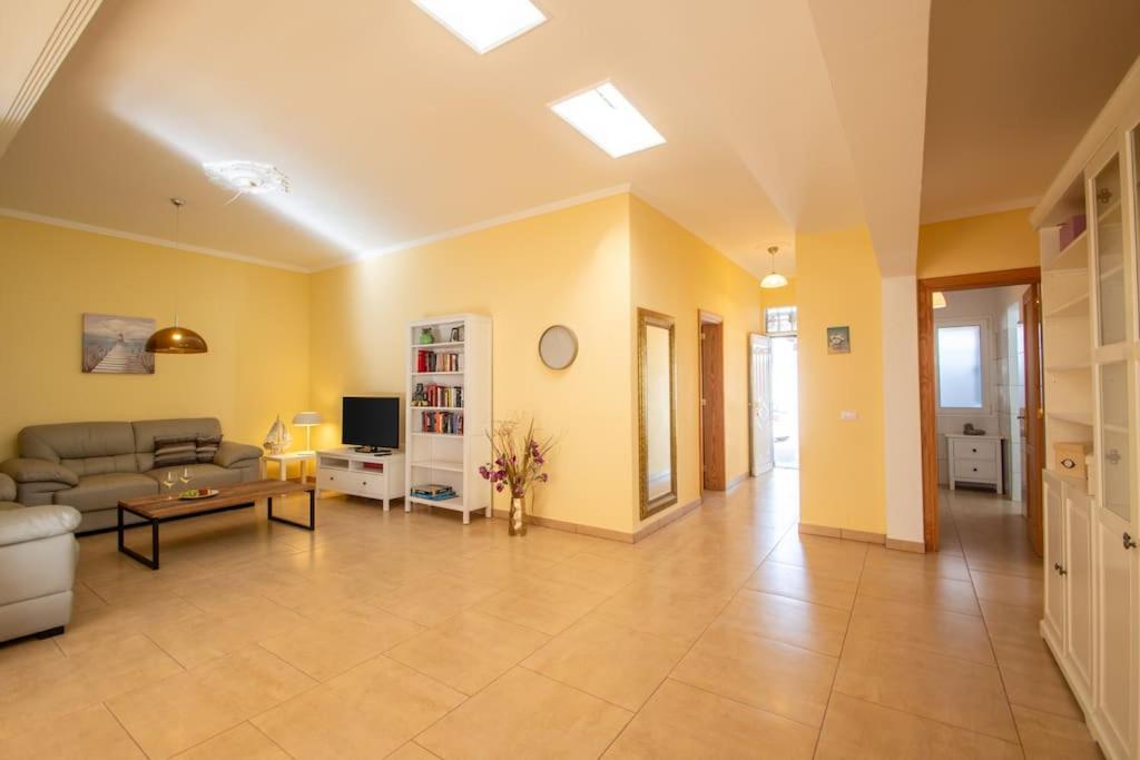 Casa Ostoja - Heated Pool & Spacious * Playa Blanca (Lanzarote)