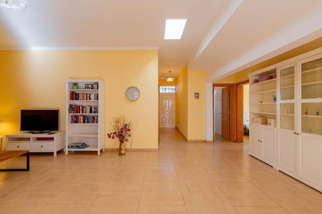Casa Ostoja - Heated Pool & Spacious Holiday home Playa Blanca (Lanzarote)