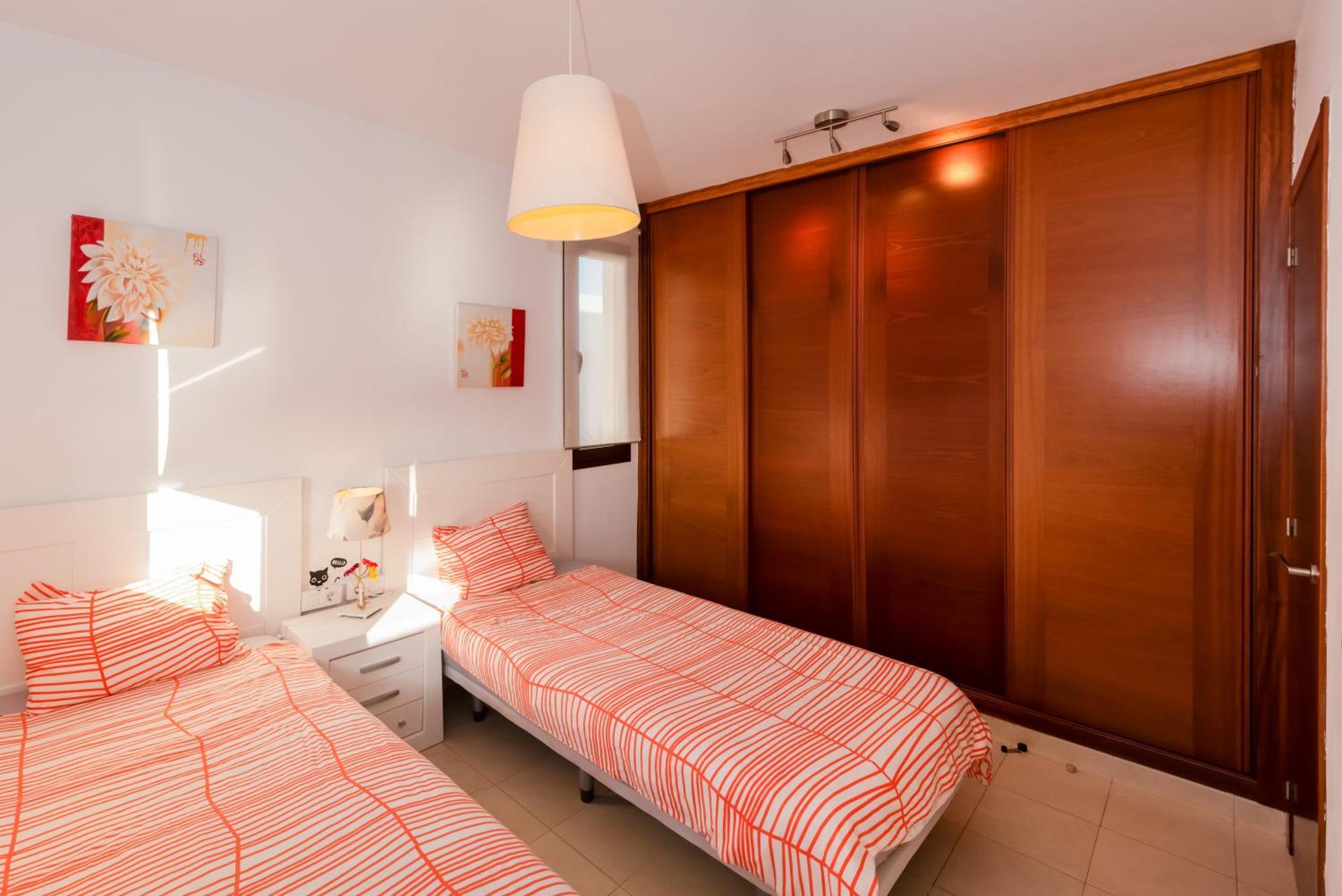 Sunset Faro Deluxe & Pool Villa