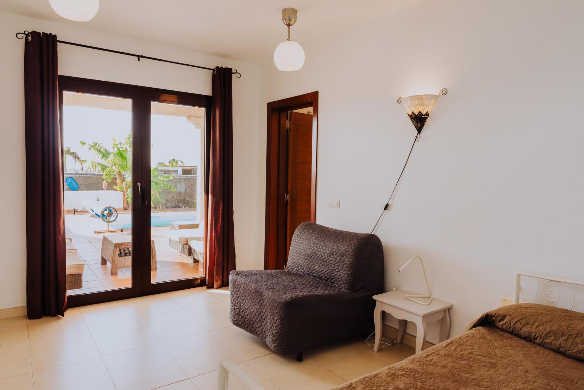 Villa Sunset Faro Deluxe & Pool