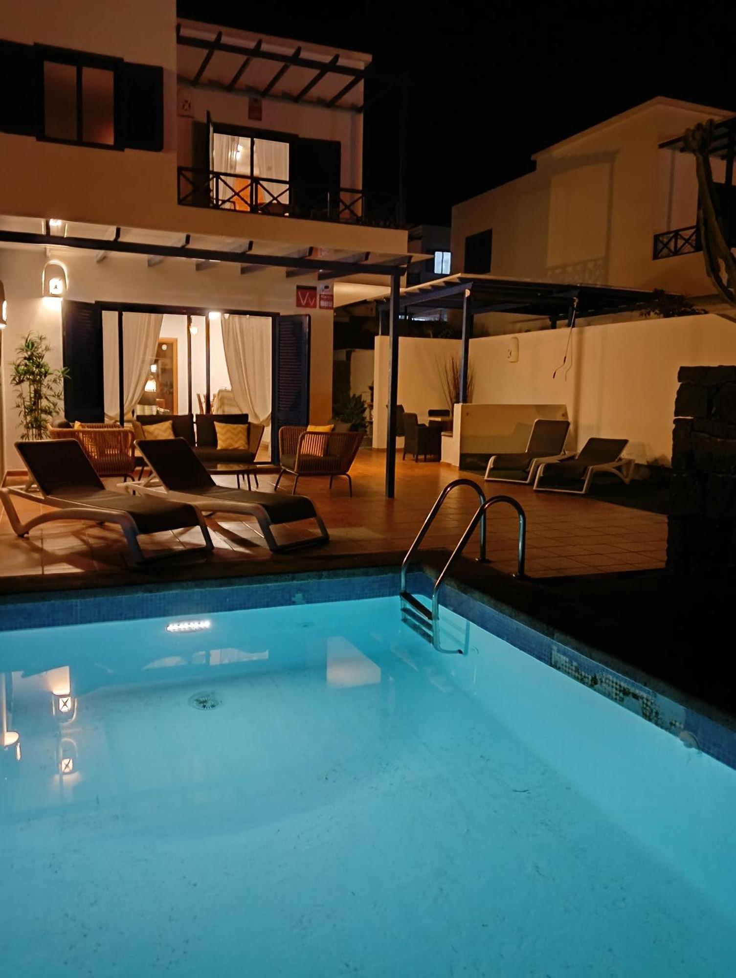 Optimist Rubicon Piscina Climatizable, Frente Al Mar * Playa Blanca (Lanzarote)