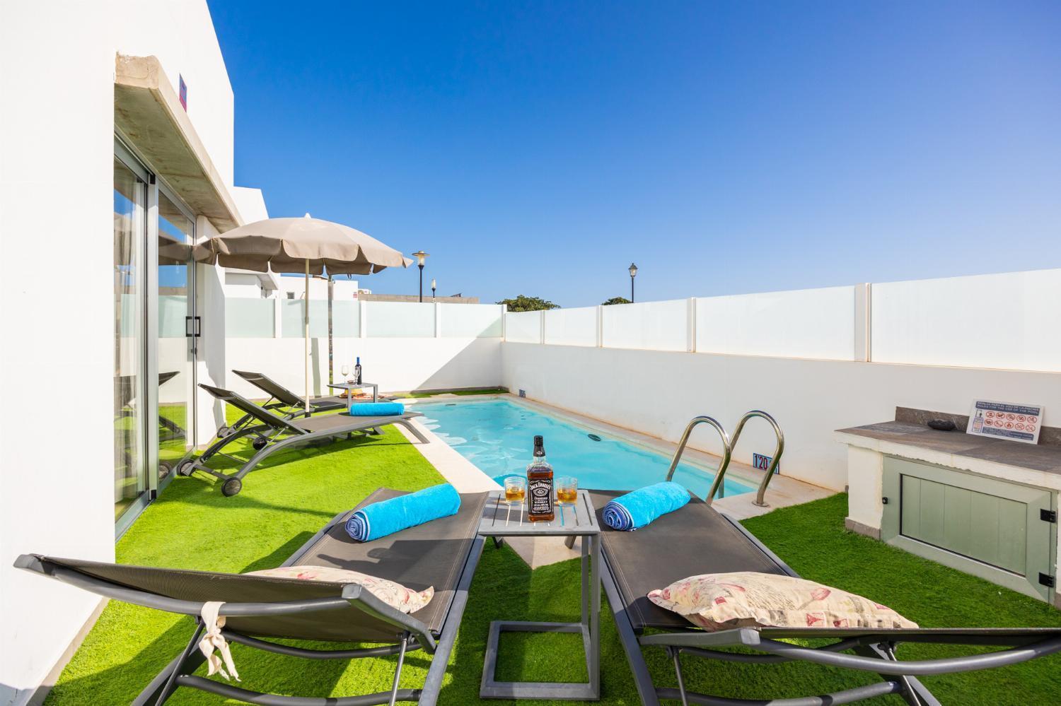 Janubio Villa