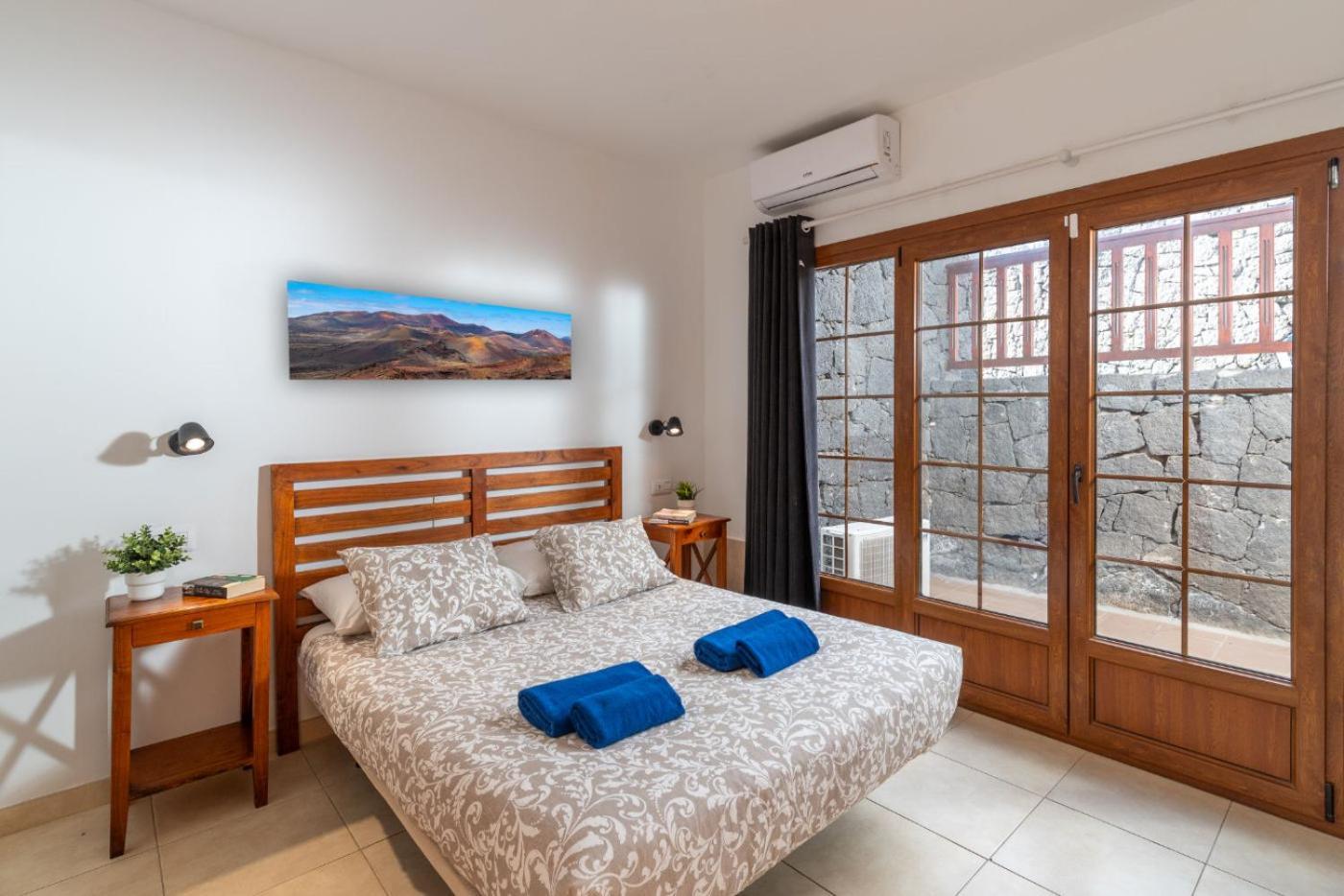 Veintidos, Villa *