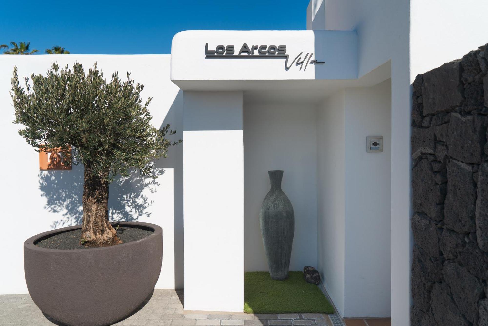 Villa Los Arcos, Piscina Privada Climatizada Y Jacuzzi Con Maravillosas Vistas Al Islote De Lobos Villa *