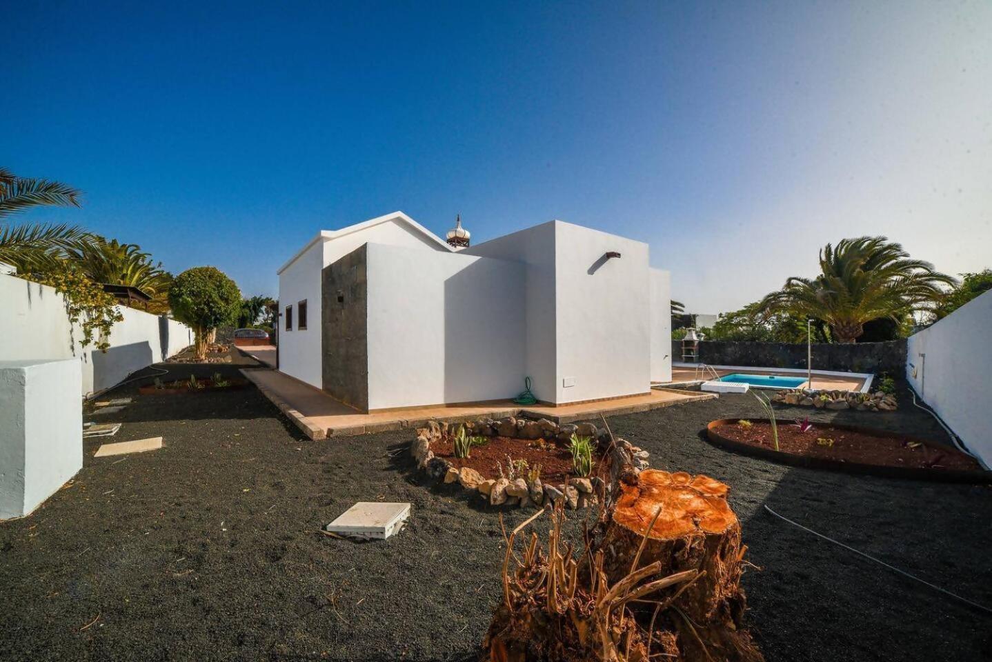 Pousada Agradable Y Familiar Con Piscina Casa Inima Playa Blanca (Lanzarote)