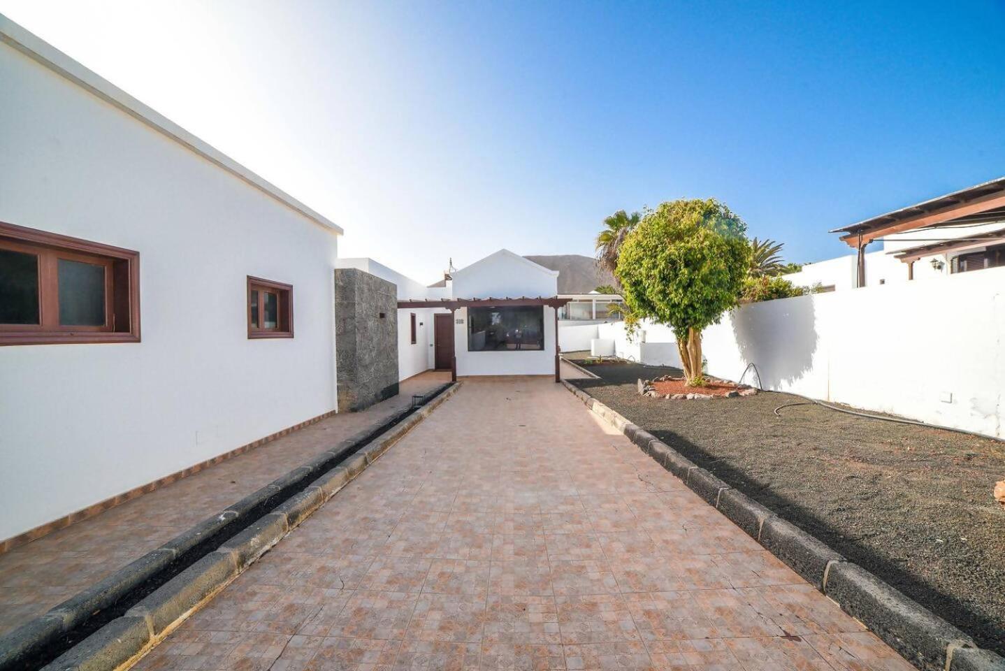 Agradable Y Familiar Con Piscina Casa Inima