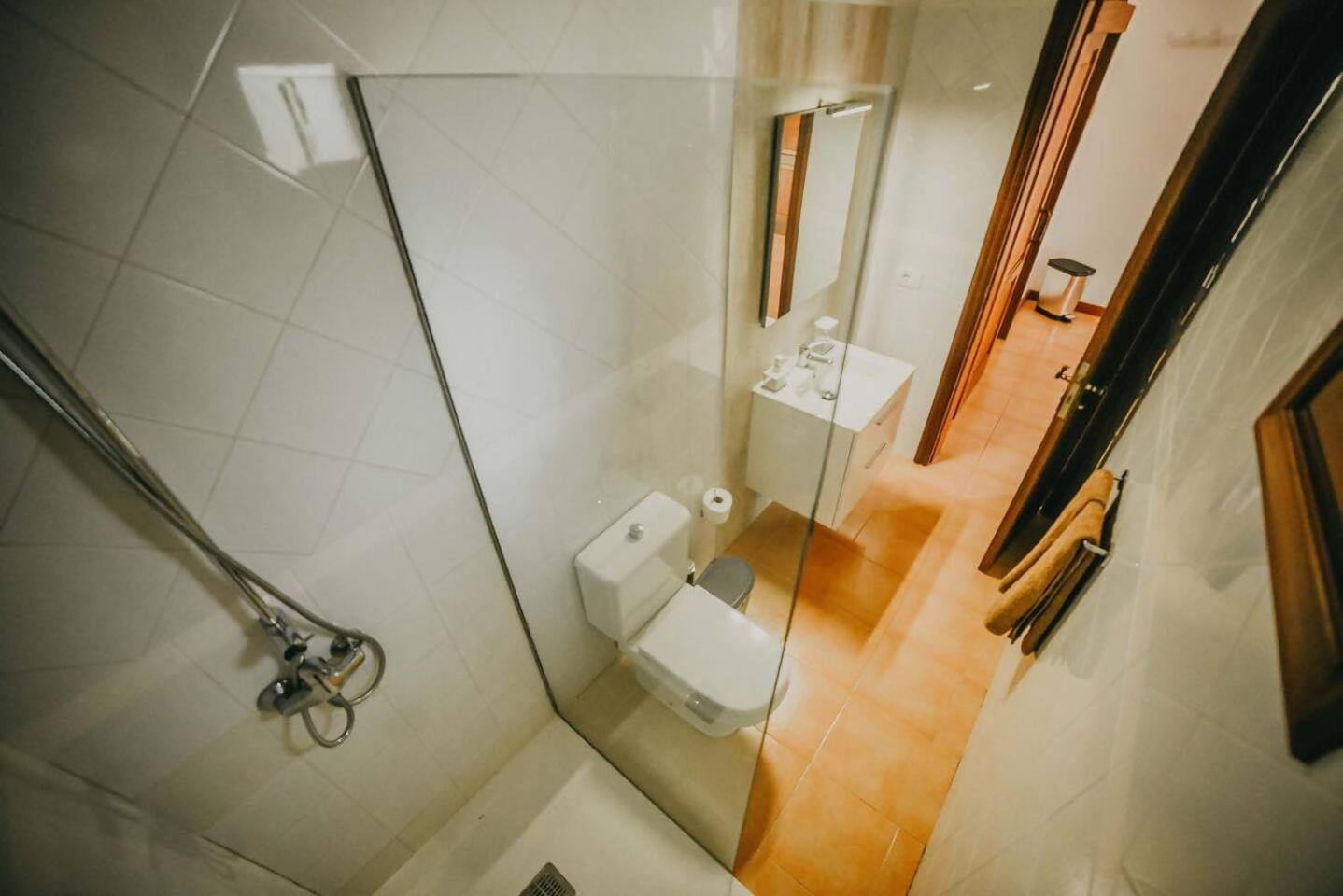 Agradable Y Familiar Con Piscina Casa Inima Pousada *