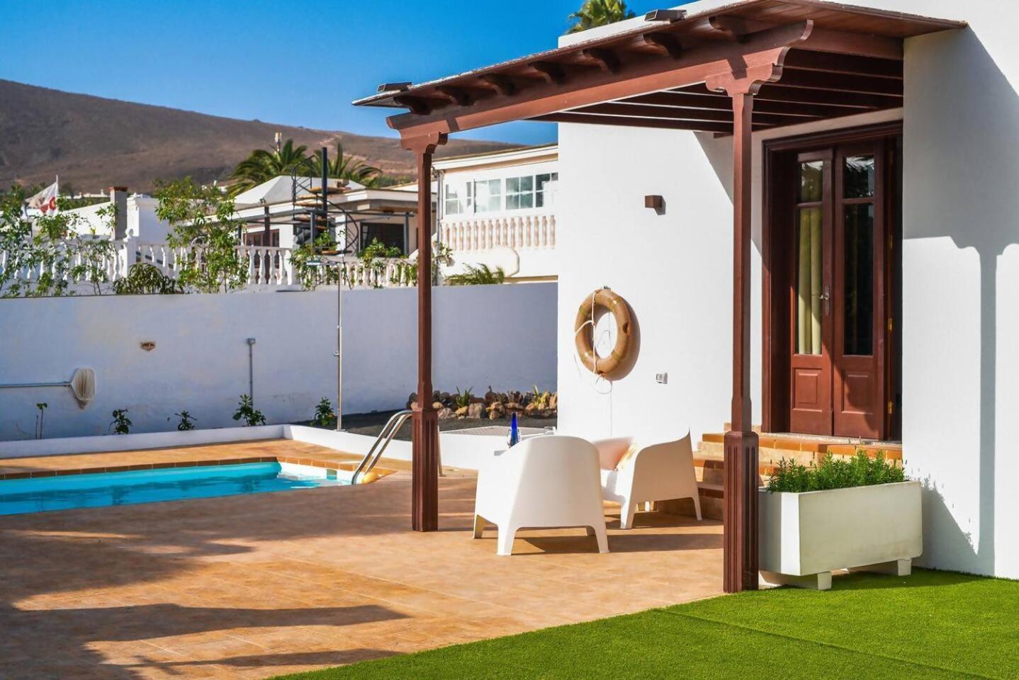 Agradable Y Familiar Con Piscina Casa Inima *