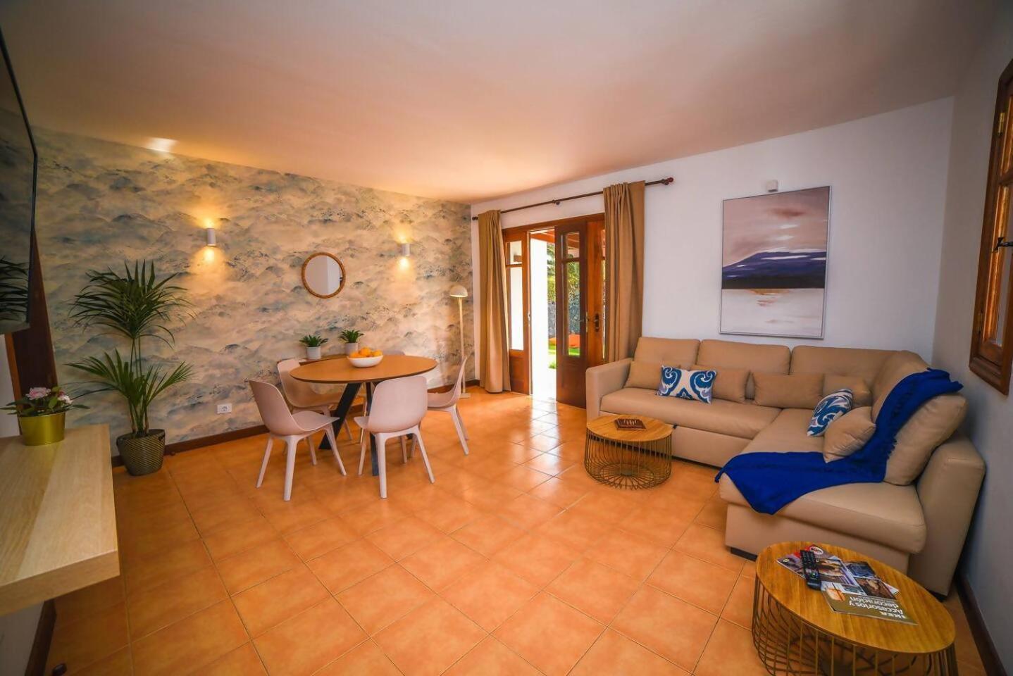 Agradable Y Familiar Con Piscina Casa Inima Pousada Playa Blanca (Lanzarote)