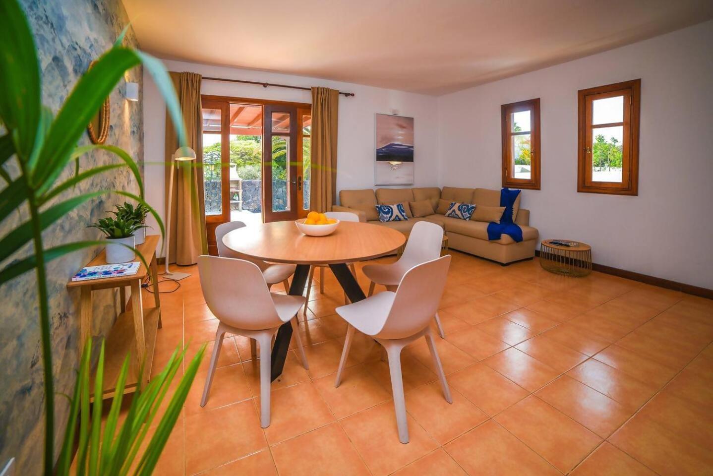 Agradable Y Familiar Con Piscina Casa Inima *