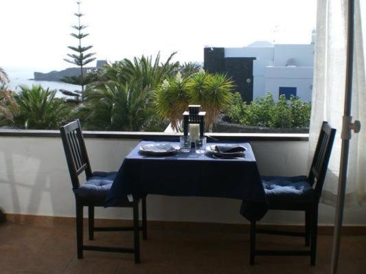 Schoene In Mit Grill, Garten Und Terrasse Und Neben Dem Playa Blanca (Lanzarote)
