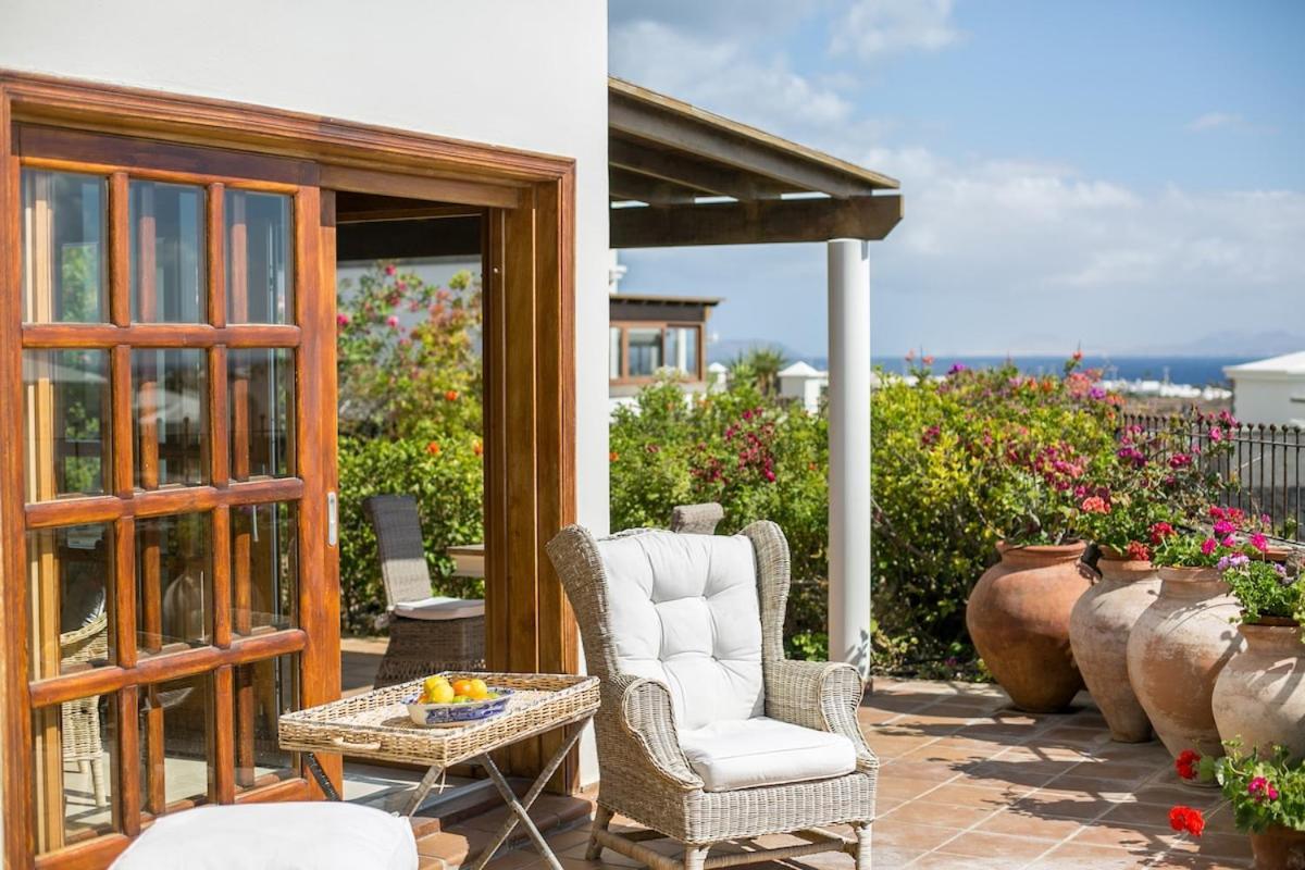 Eva Exclusive 3 Bed Sea View Pousada