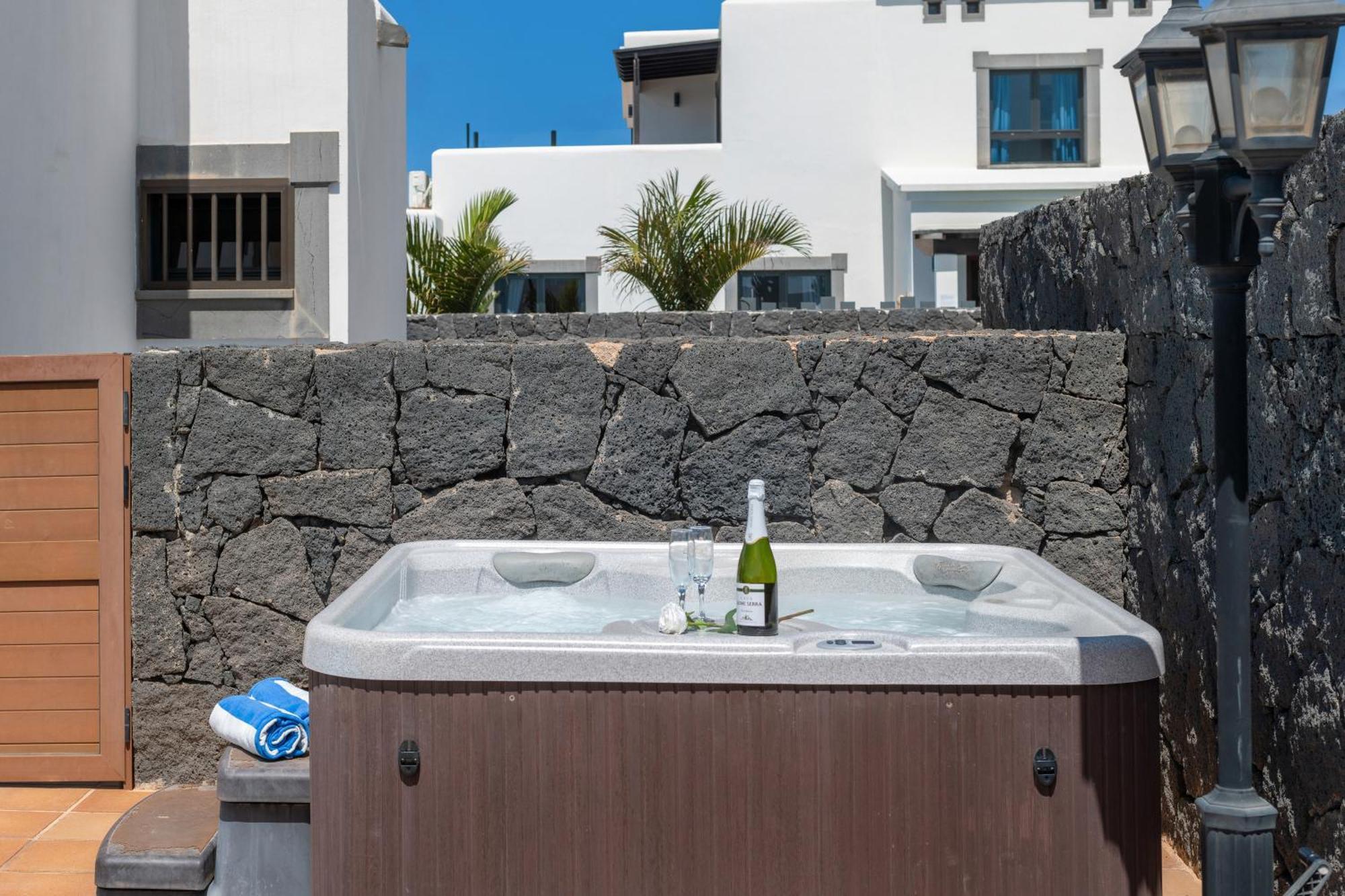 Ambar Cherry Villa