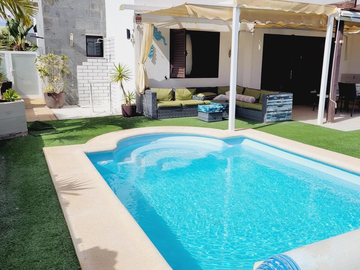 Villa With Heated Pool & Jacuzzi *