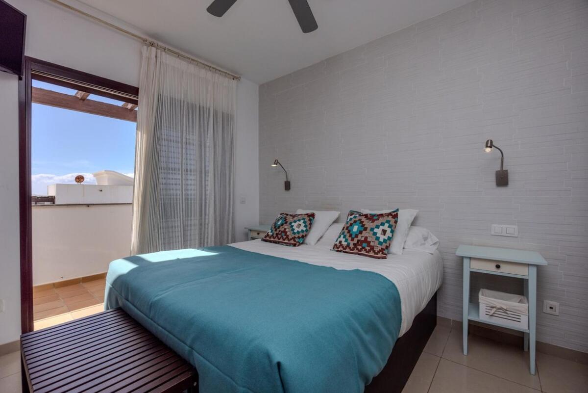 With Heated Pool & Jacuzzi Playa Blanca (Lanzarote)