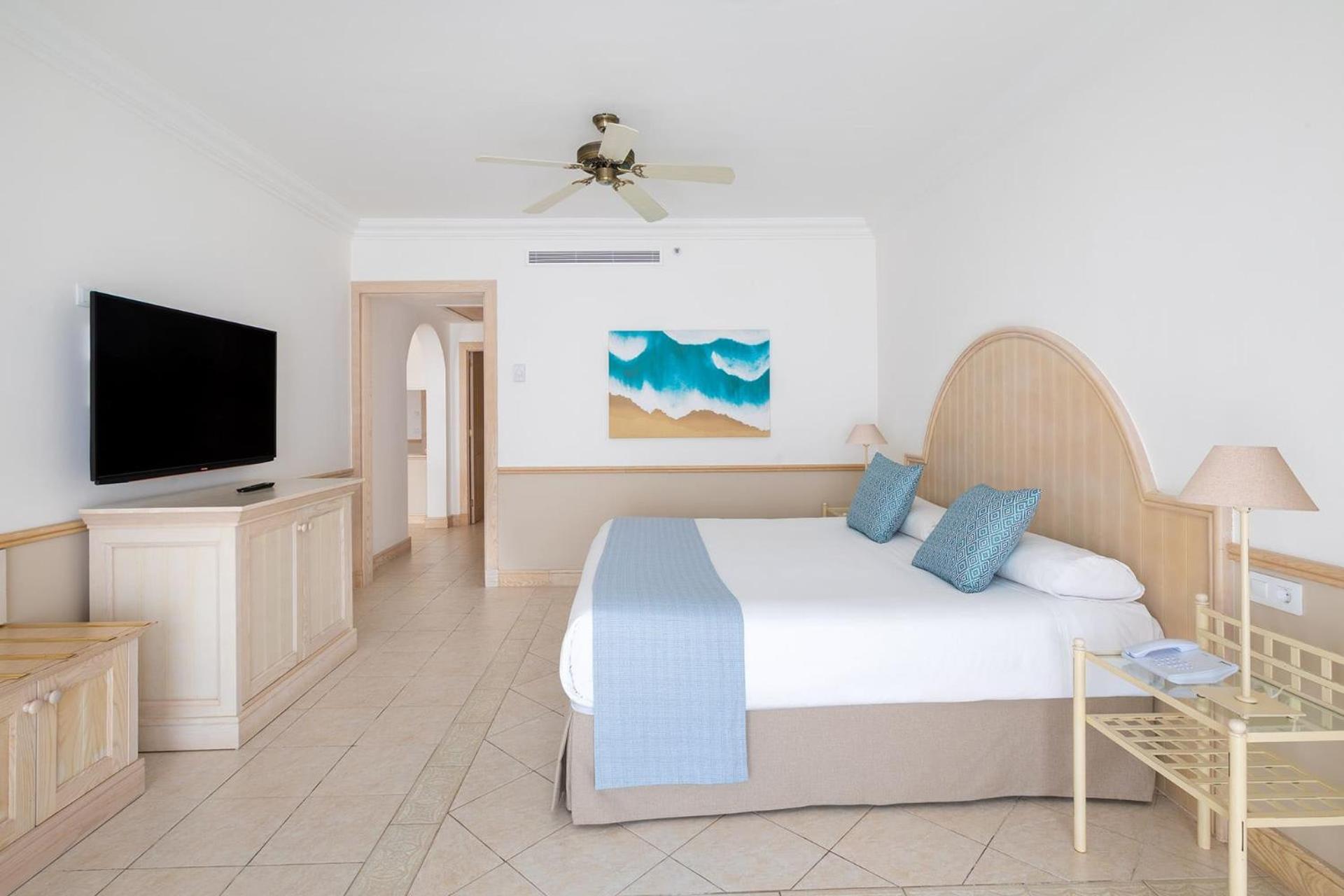 Gran Castillo Tagoro Family & Fun Resort 5*