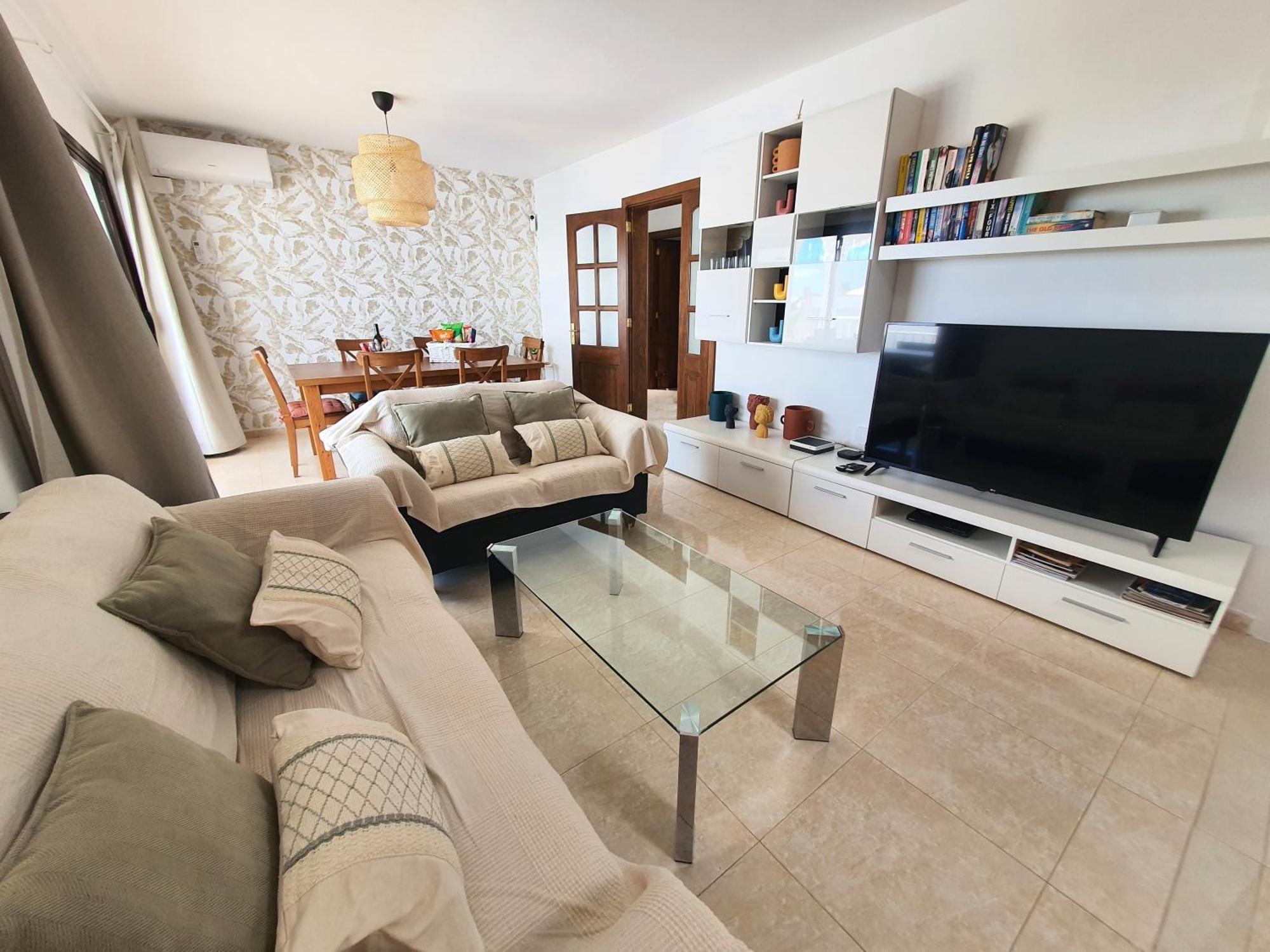Villa Alberto Private Heated Pool, Jacuzzi, Sea Views *