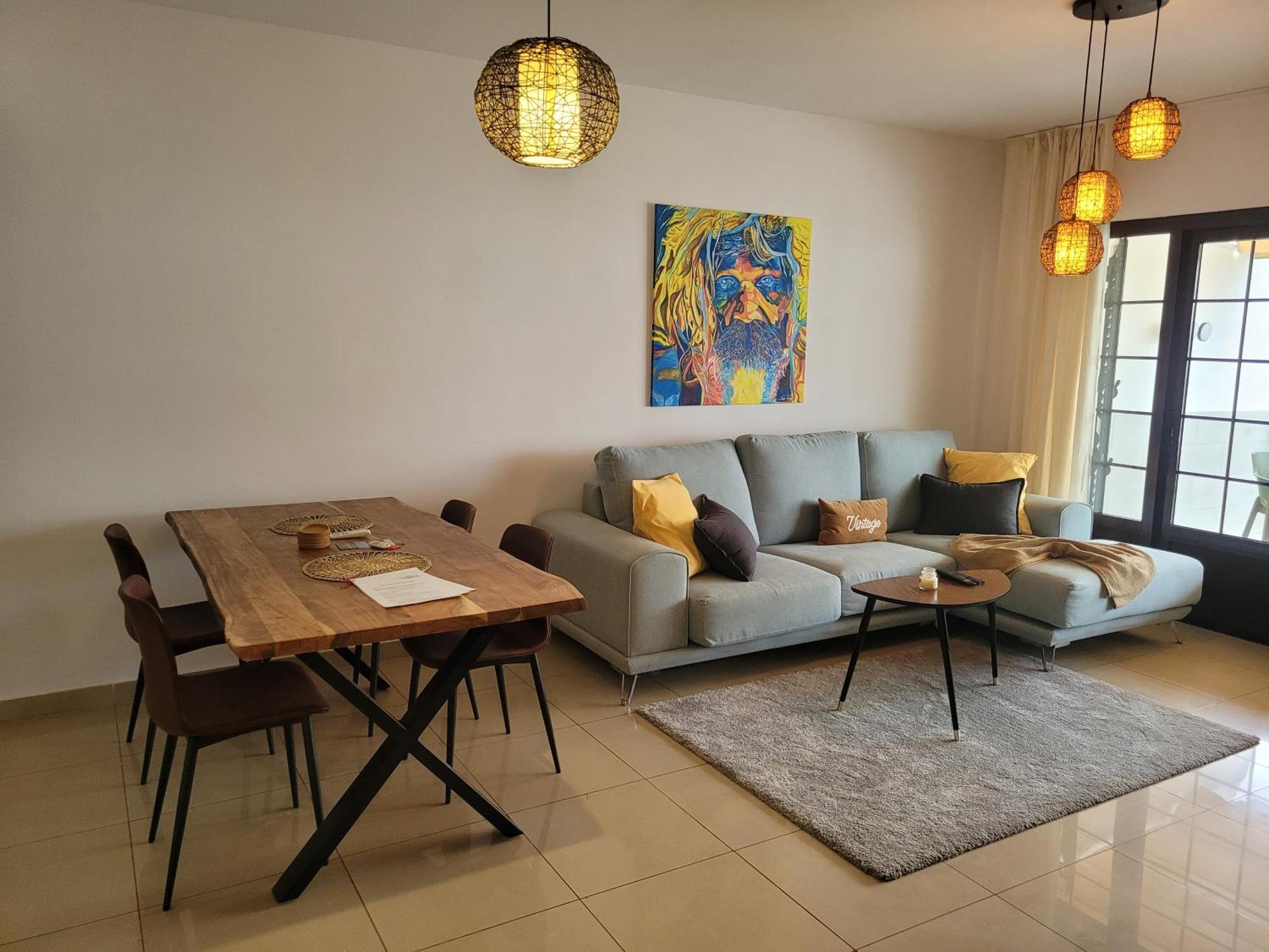 With Heated Pool & Jacuzzi Villa *