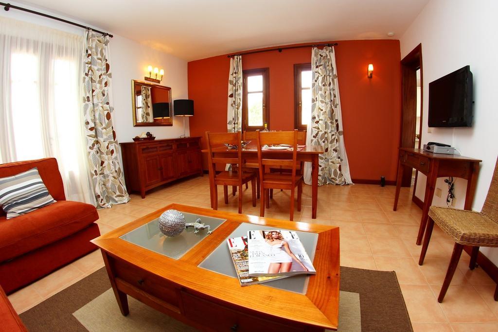 Apartment Villas Los Claveles *