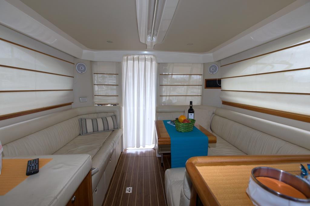 Yaku Wayra Charter Playa Blanca (Lanzarote)