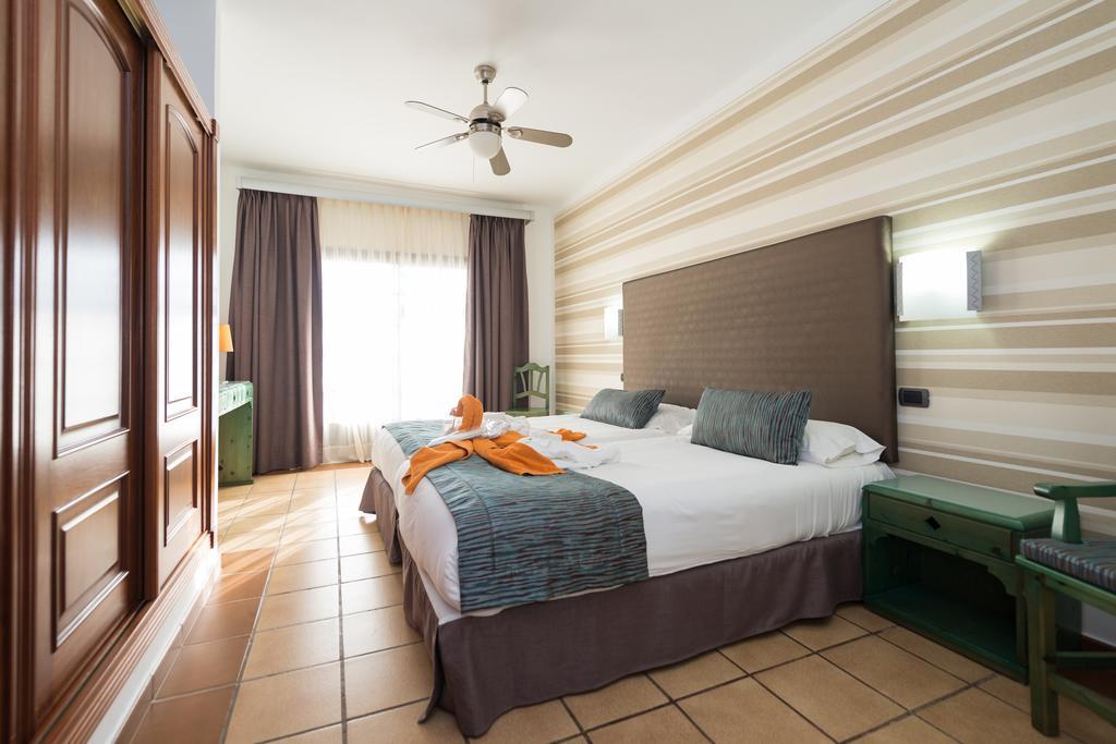 Hd Pueblo Marinero - Adults Only