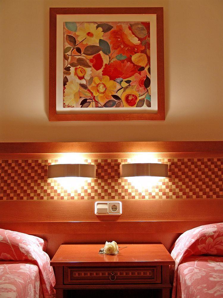 Villa Sun Grove & *