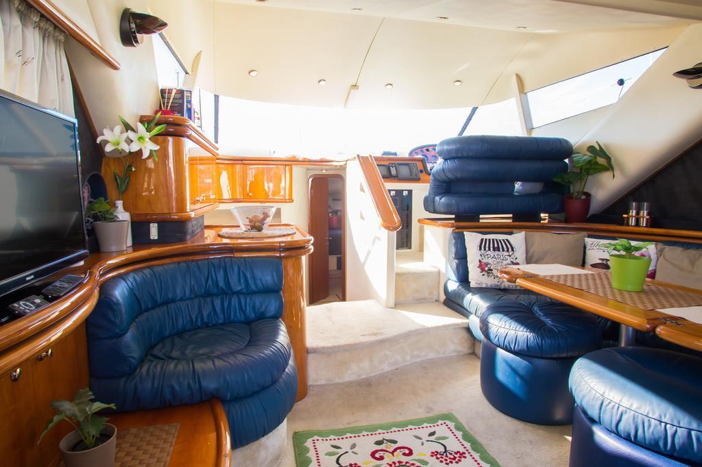 Lanzarote Yacht Botel *