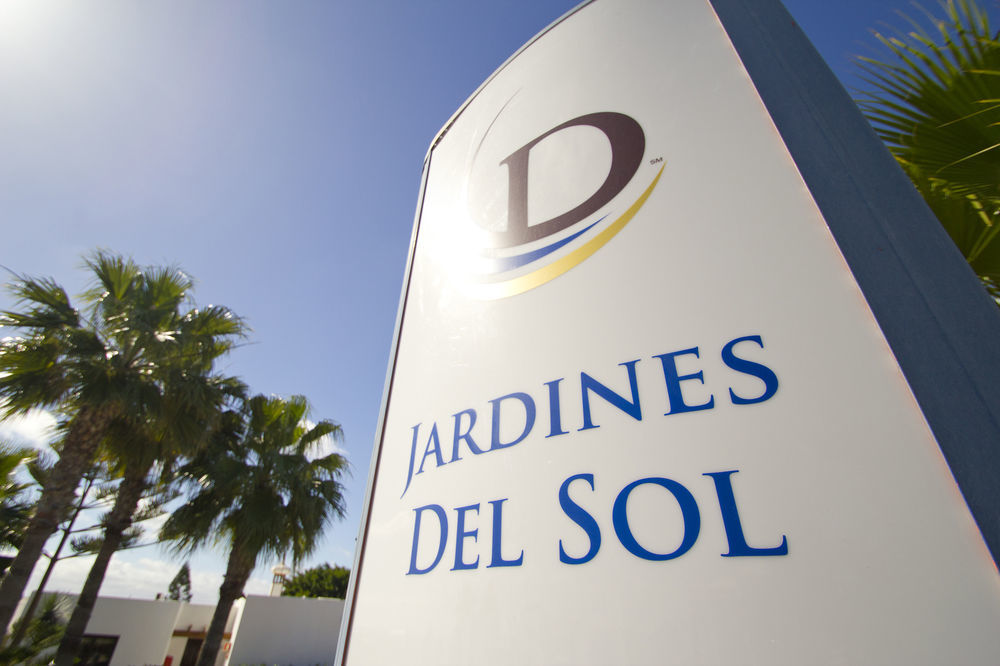 Aparthotel Jardines Del Sol By Diamond Playa Blanca (Lanzarote)