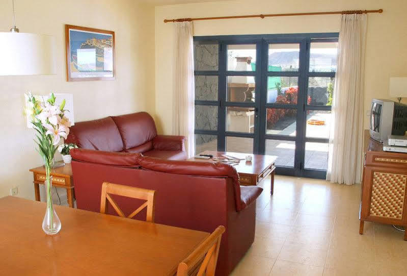 Sun Grove & * Playa Blanca (Lanzarote)