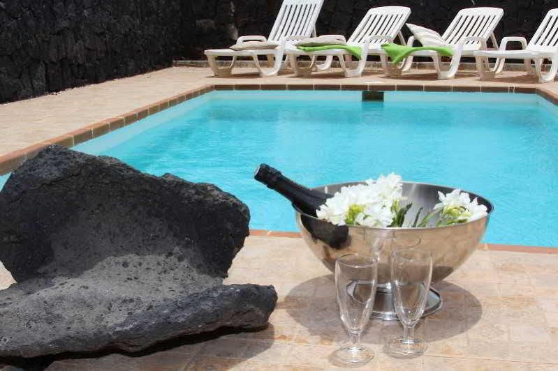 Villas Los Claveles Apartment *