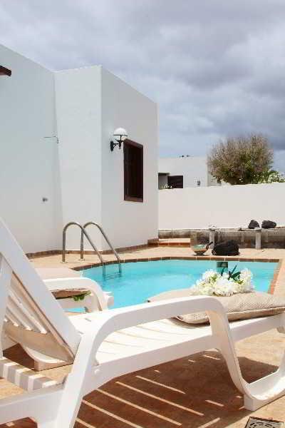Villas Los Claveles Apartment *