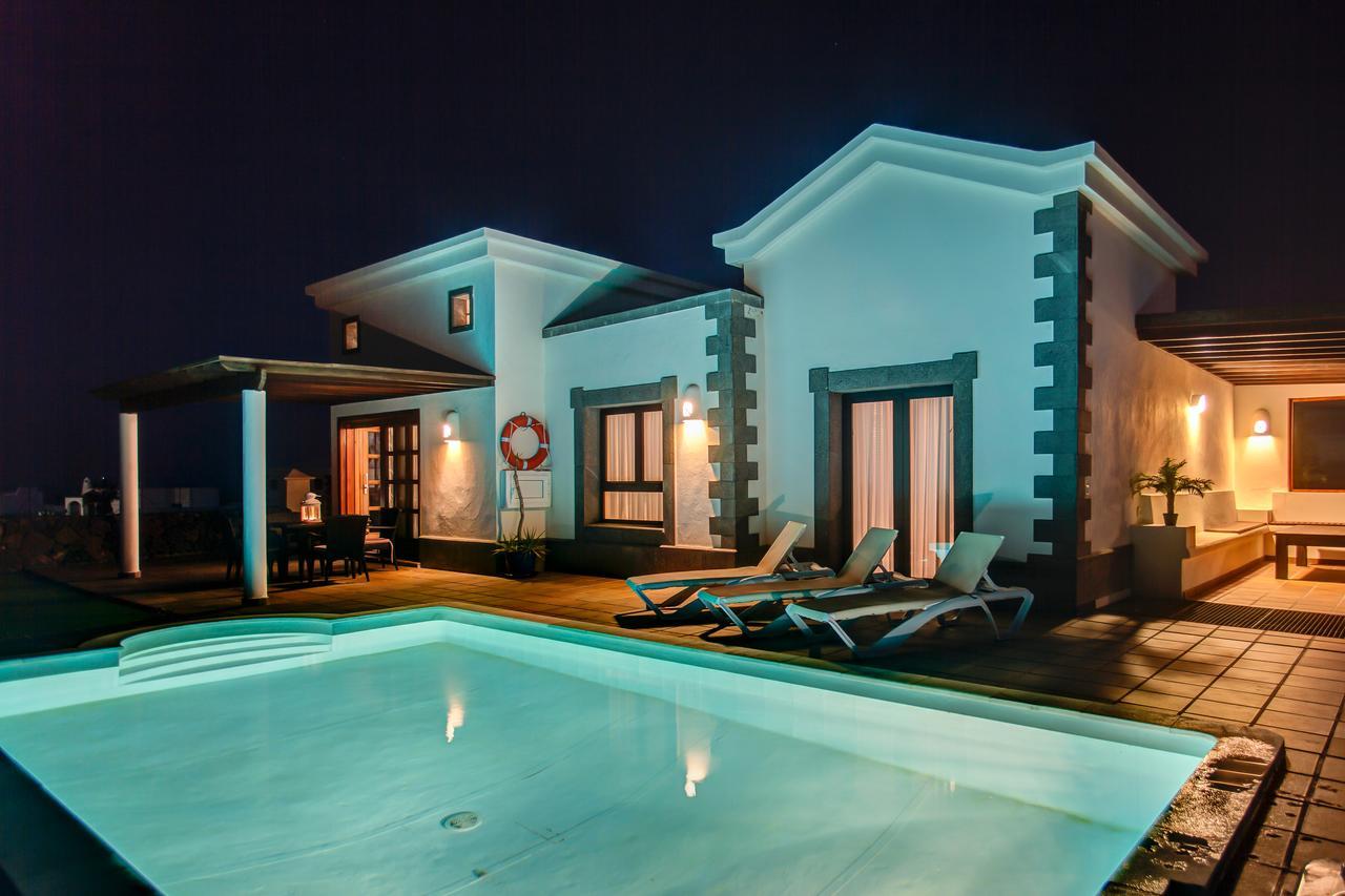 Dragos Villa