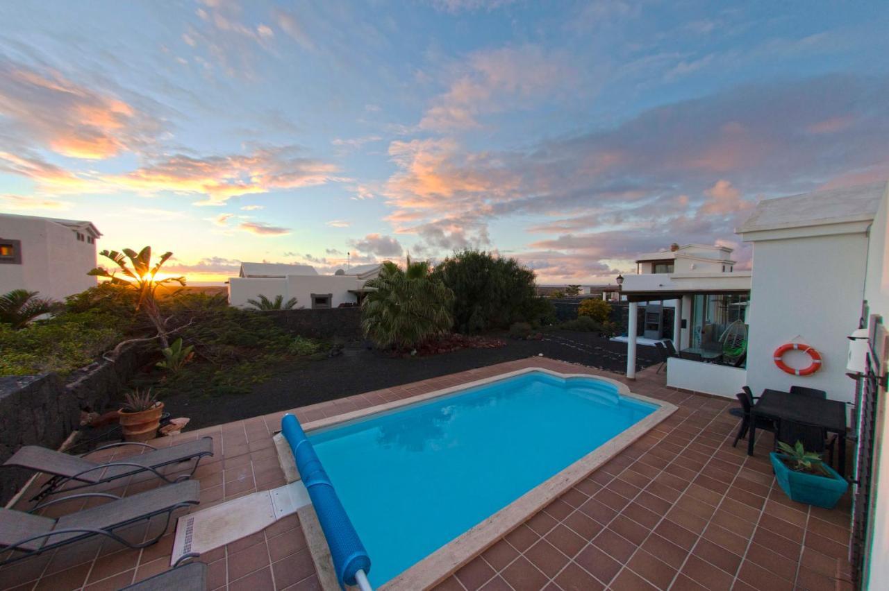 Villa Marina Deluxe & Pool Playa Blanca (Lanzarote)