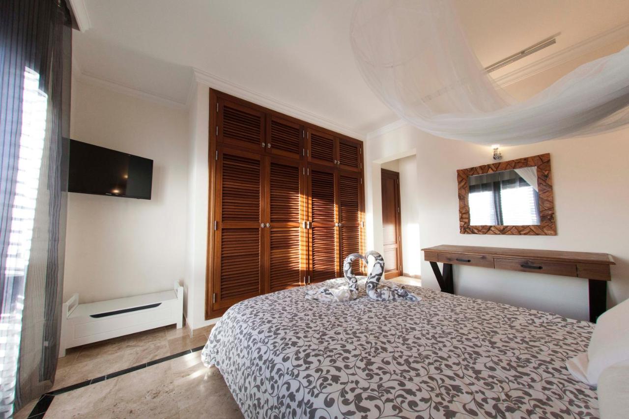 Villa Marina Deluxe & Pool Playa Blanca (Lanzarote)
