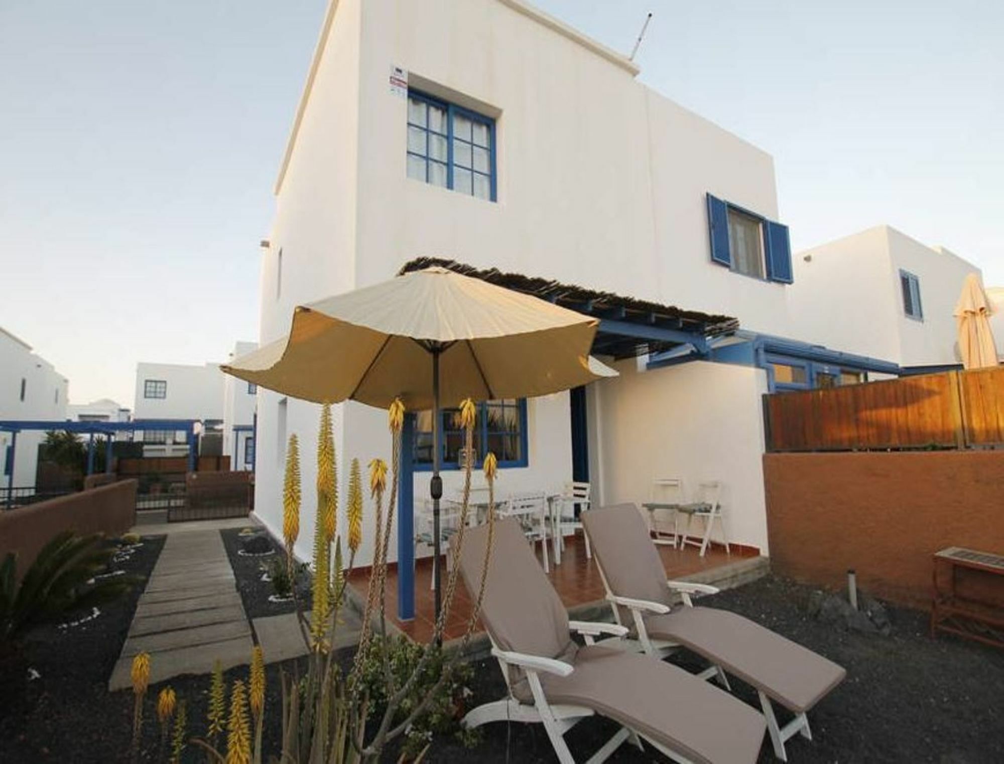 House In - 104377 By Mo * Playa Blanca (Lanzarote)
