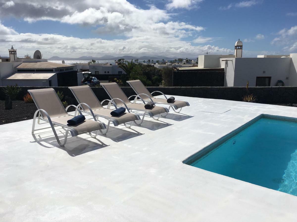 Villa Lola